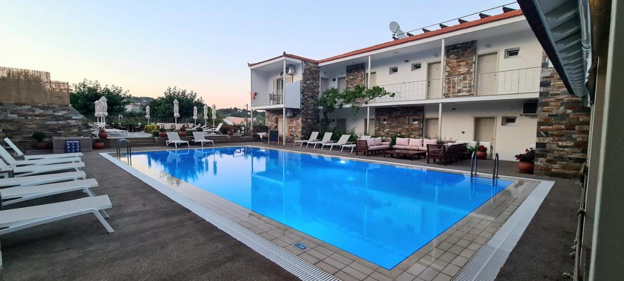 Hotel Nereides Patitiri  Ngoại thất bức ảnh