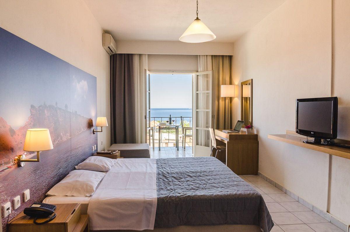 Hotel Nereides Patitiri  Ngoại thất bức ảnh