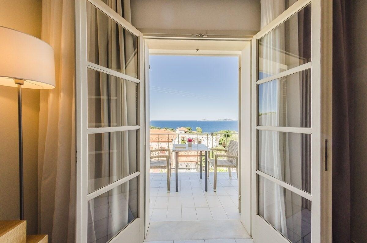 Hotel Nereides Patitiri  Ngoại thất bức ảnh
