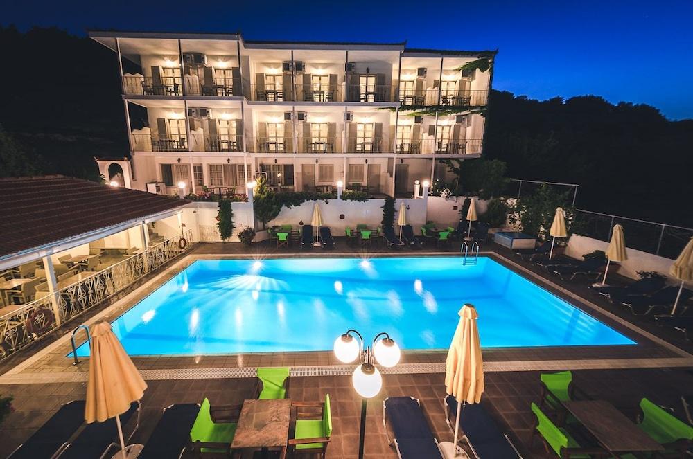 Hotel Nereides Patitiri  Ngoại thất bức ảnh
