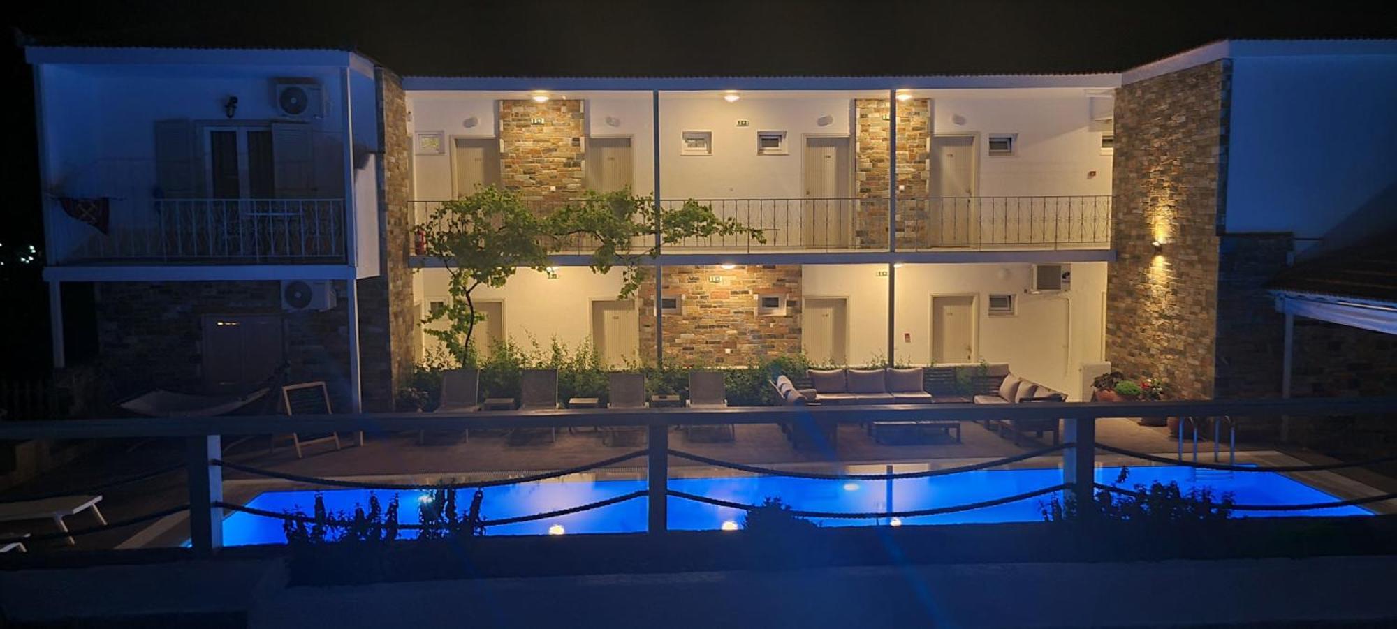 Hotel Nereides Patitiri  Ngoại thất bức ảnh