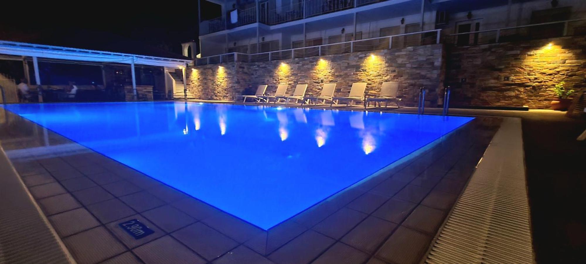 Hotel Nereides Patitiri  Ngoại thất bức ảnh