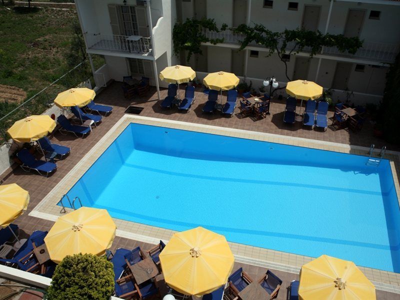 Hotel Nereides Patitiri  Ngoại thất bức ảnh