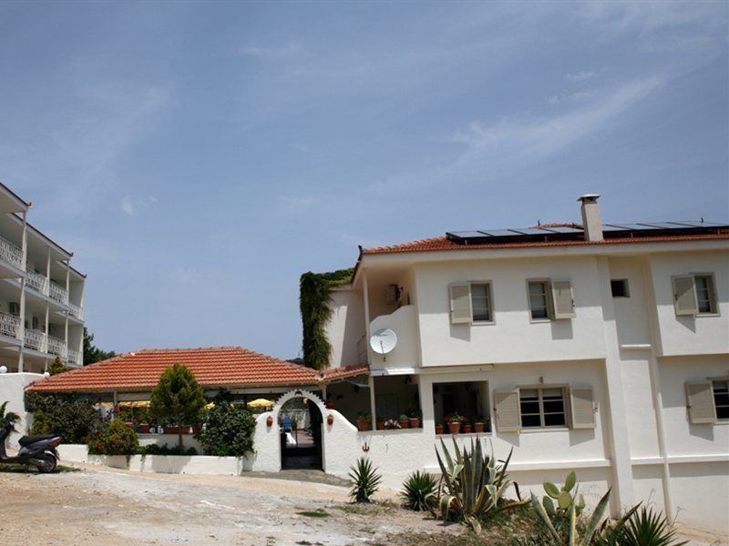 Hotel Nereides Patitiri  Ngoại thất bức ảnh